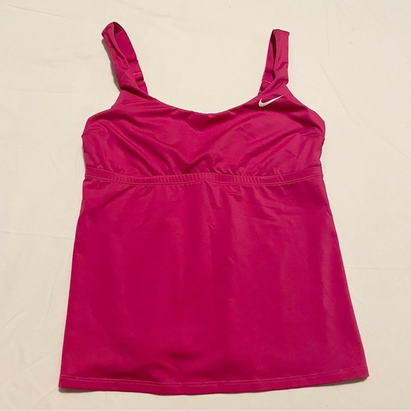 Nike Essential Scoopneck Tank Top Size Medium - Picture 1 of 15